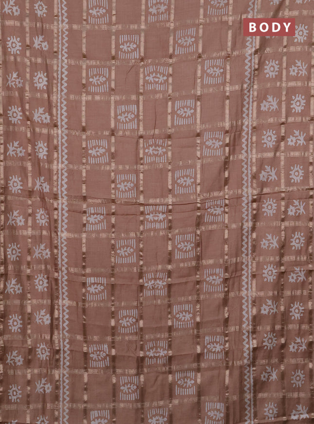 Semi chanderi saree sandal with allover zari checks & batik prints in borderless style