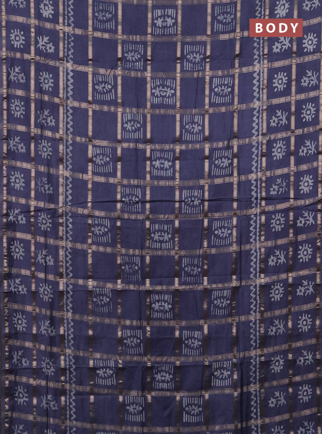 Semi chanderi saree dark grey with allover zari checks & batik prints in borderless style