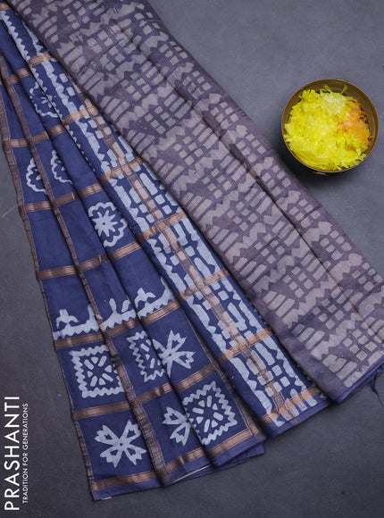 Semi chanderi saree dark grey with allover zari checks & batik prints in borderless style