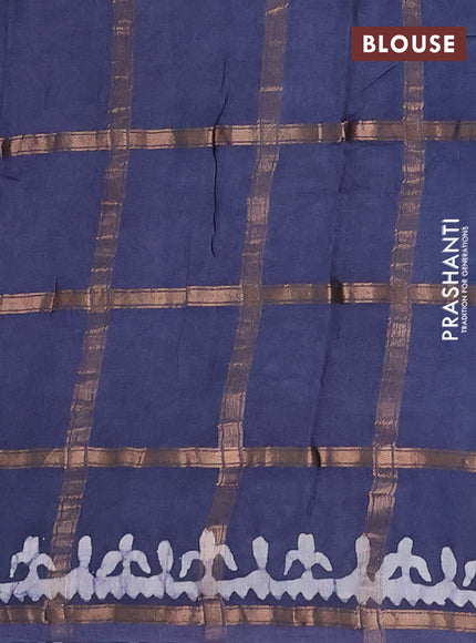 Semi chanderi saree dark grey with allover zari checks & batik prints in borderless style