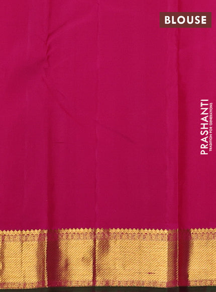 Pure kanchipuram silk saree dual shade of pink  and pink with plain body and zari woven border