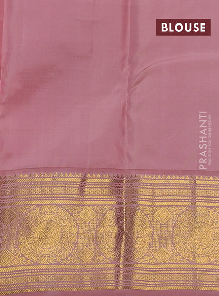 Pure kanchipuram silk saree deep maroon and pastel pink with allover zari checks & buttas and long zari woven korvai border