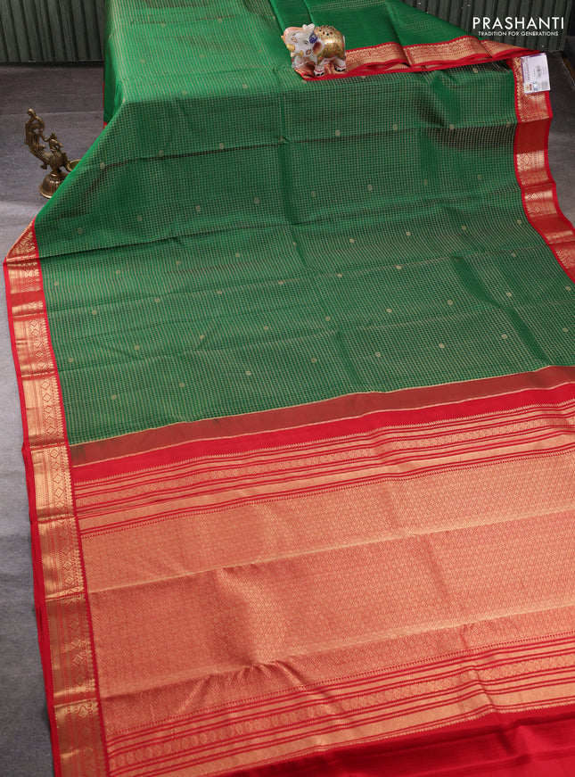 Pure kanchipuram silk saree green and red with allover small zari checked pattern and zari woven border