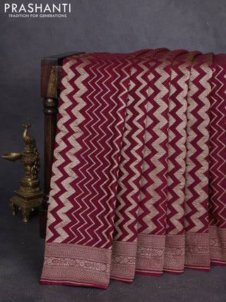 Banarasi crepe saree maroon with allover thread & zari zigzag weaves and woven border