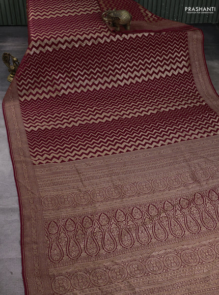 Banarasi crepe saree maroon with allover thread & zari zigzag weaves and woven border