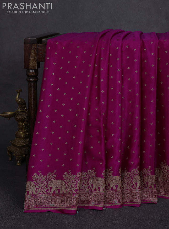 Banarasi crepe saree pink with allover thread & zari woven buttas and woven border
