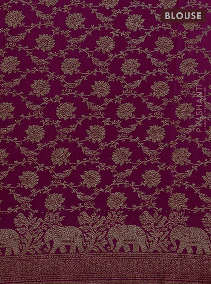 Banarasi crepe saree pink with allover thread & zari woven buttas and woven border