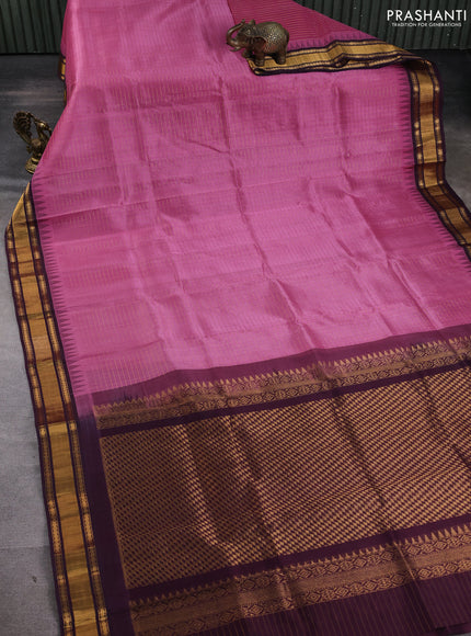 Silk cotton saree mauve pink and wine shade with allover zari woven checked pattern and temple design zari woven korvai border