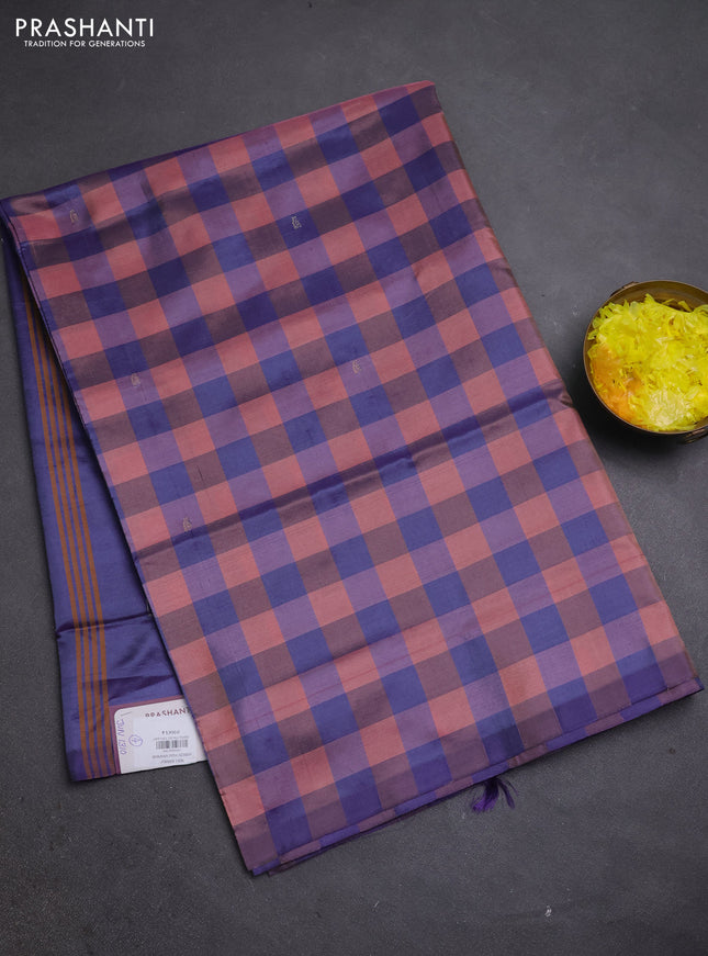 Banana pith saree dual shade of purple and peach shade with allover checks & thread buttas in borderless style