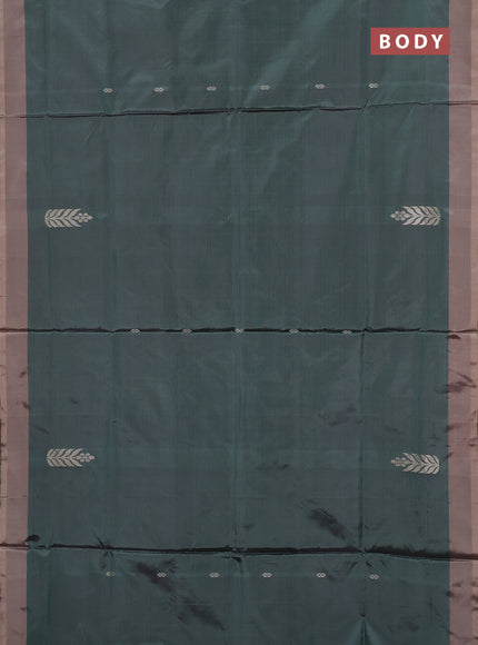 Banana pith saree green and beige with thread woven buttas and simple border