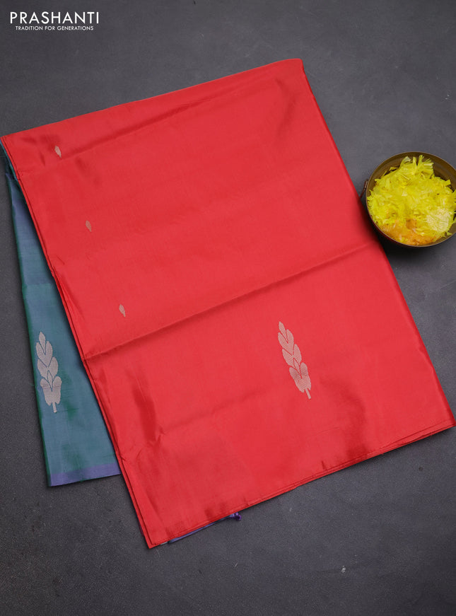 Banana pith saree red and dual shade og green with thread woven buttas in borderless style