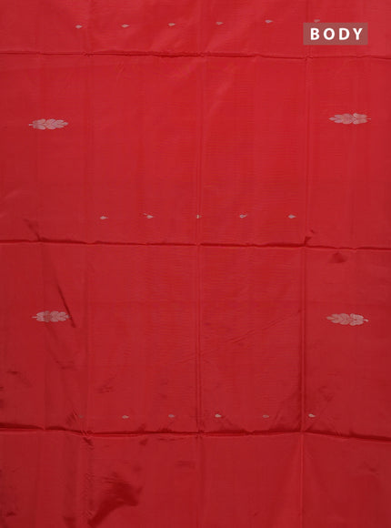Banana pith saree red and dual shade og green with thread woven buttas in borderless style