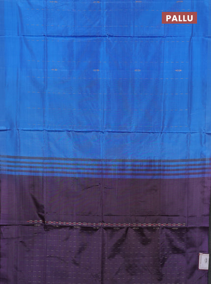 Banana pith saree cs blue and wine shade with thread woven buttas in borderless style