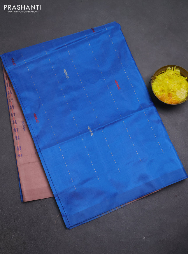 Banana pith saree cs blue and dark peach with thread woven buttas in borderless style