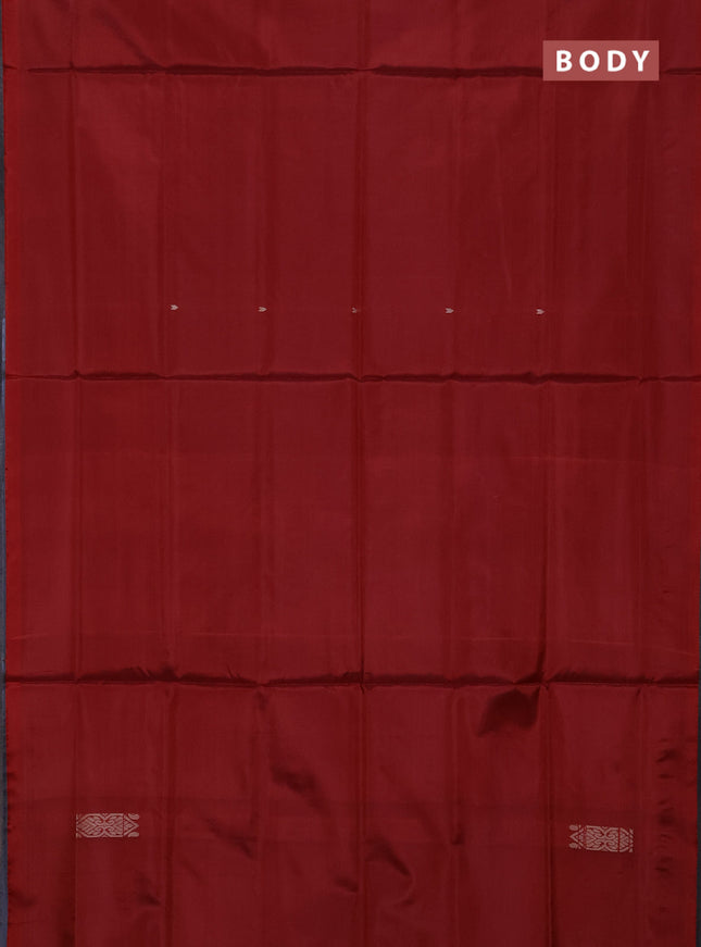 Banana pith saree maroon and grey with thread woven buttas in borderless style
