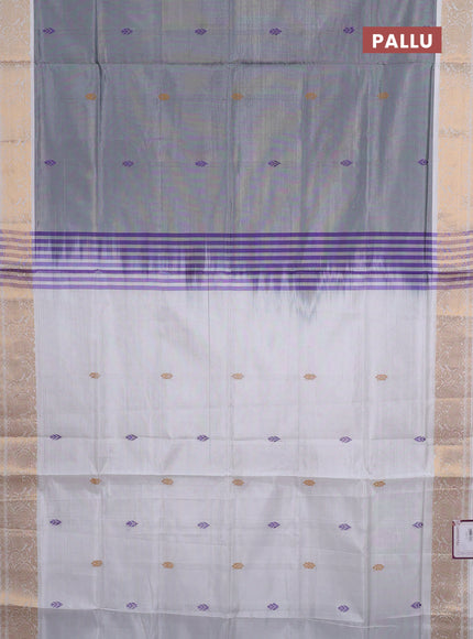Banana pith saree grey and off white with thread woven buttas and zari woven border