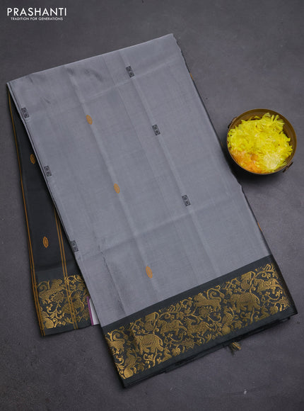 Banana pith saree grey and black with thread woven buttas and zari woven border