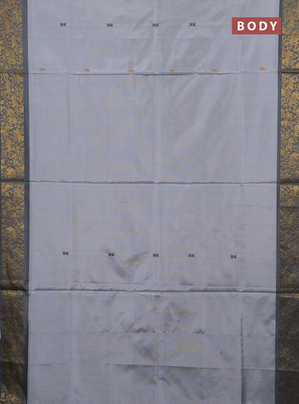 Banana pith saree grey with thread woven buttas and zari woven border