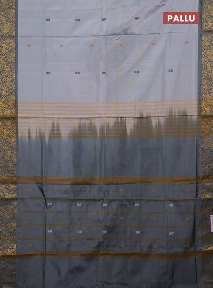 Banana pith saree grey with thread woven buttas and zari woven border
