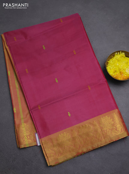 Banana pith saree wine shade and dual shade of maroon with thread woven buttas and zari woven border
