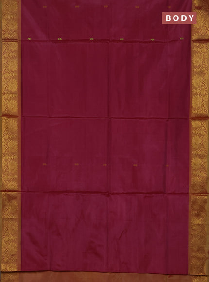 Banana pith saree wine shade and dual shade of maroon with thread woven buttas and zari woven border