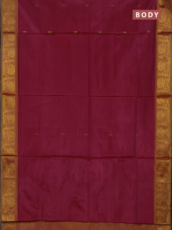 Banana pith saree wine shade and dual shade of maroon with thread woven buttas and zari woven border