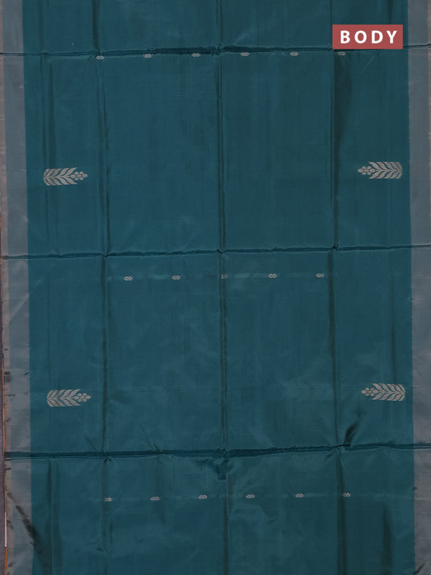 Banana pith saree green and pale orange with thread woven buttas and simple border