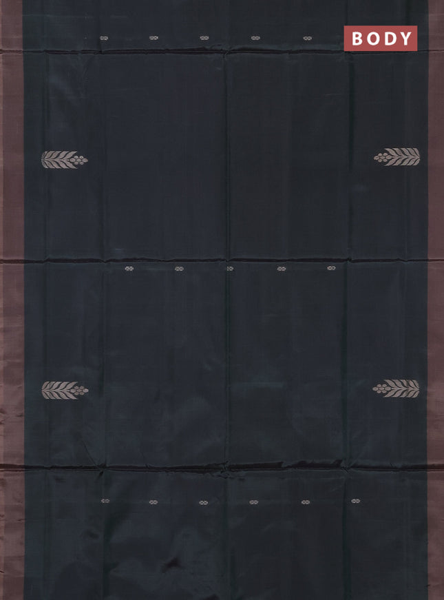 Banana pith saree dark green and peach shade with thread woven buttas and simple border