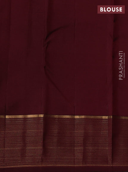 Pure kanchipuram silk saree manthulier green and deep maroon with allover zari woven 1000 buttas and zari woven border