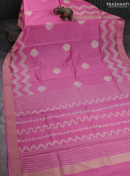 Maheshwari silk cotton saree pink with butta block prints and thread woven border