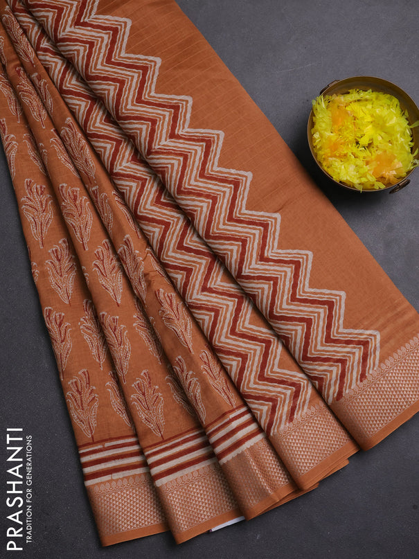 Maheshwari silk cotton saree rust shade with allover butta block prints and thread woven border
