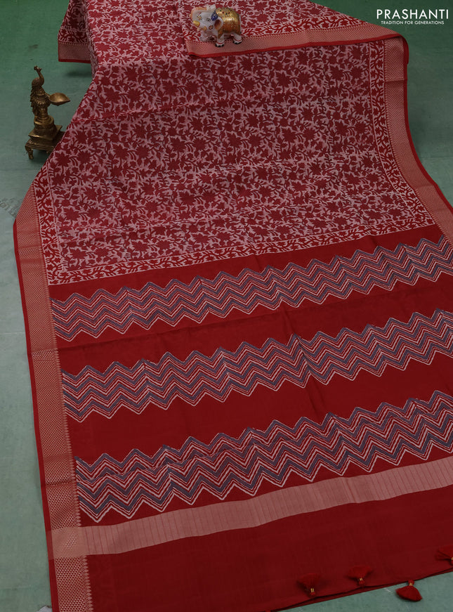 Maheshwari silk cotton saree off white and red with allover kalamkari block prints and thread woven border