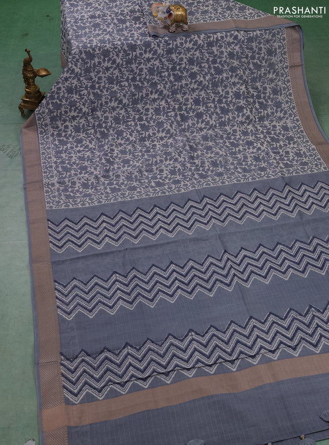 Maheshwari silk cotton saree off white and grey with allover kalamkari block prints and thread woven border