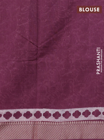Maheshwari silk cotton saree off white and wine shade with allover block prints and thread woven border