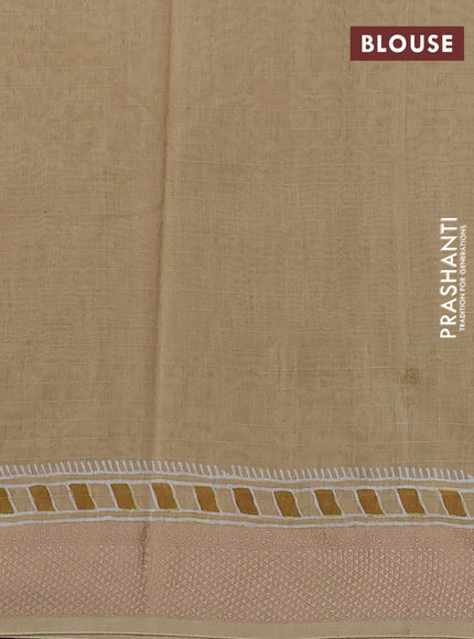 Maheshwari silk cotton saree beige with allover floral butta block prints and thread woven border