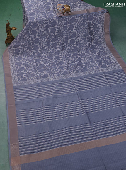 Maheshwari silk cotton saree off white and grey with allover kalamkari block prints and thread woven border