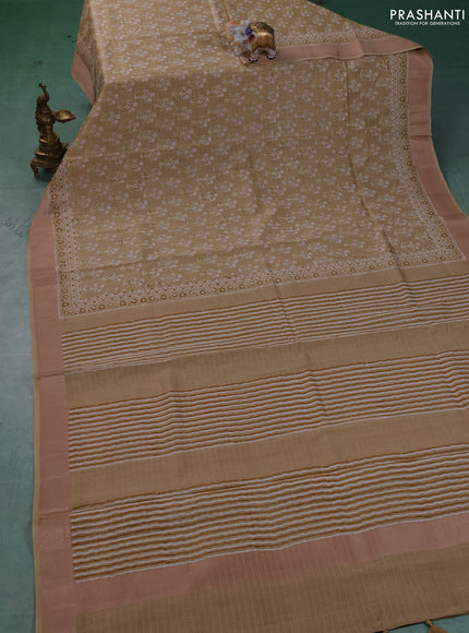 Maheshwari silk cotton saree beige with allover butta block prints and thread woven border