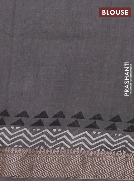 Maheshwari silk cotton saree grey with butta block prints and thread woven border
