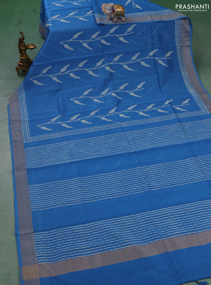 Maheshwari silk cotton saree blue with block prints and thread woven border