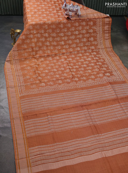 Maheshwari silk cotton saree rust shade with allover butta block prints and thread woven border