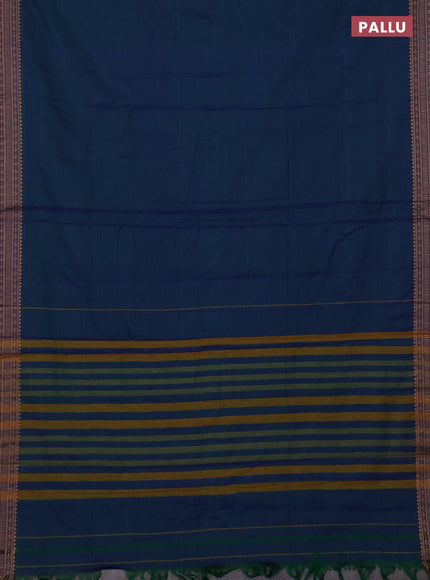 Narayanpet cotton saree dual shade of bluish green and magenta pink with plain body and thread woven border