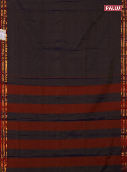 Narayanpet cotton saree dual shade of violet and magenta pink with plain body and thread woven border