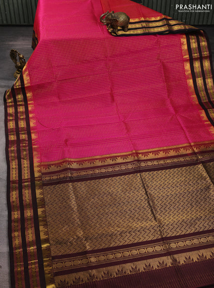Silk cotton saree pink and coffee brown with allover zari checked pattern and temple design rettapet zari woven border