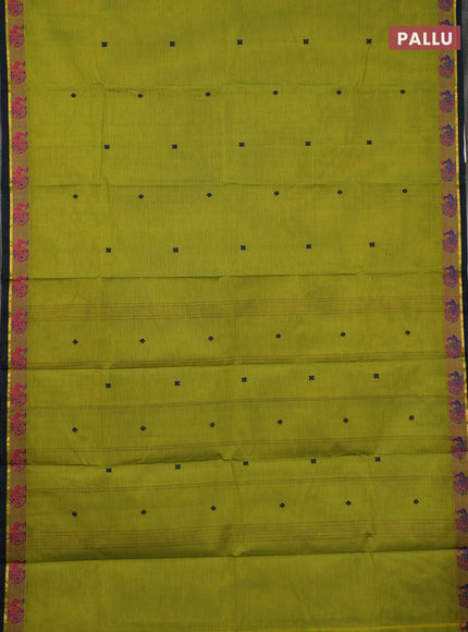 Chettinad cotton saree green and bottle green with thread woven buttas and thread woven border