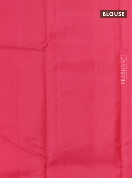 Pure kanchipuram silk saree peach pink with allover zari checked pattern in borderless style