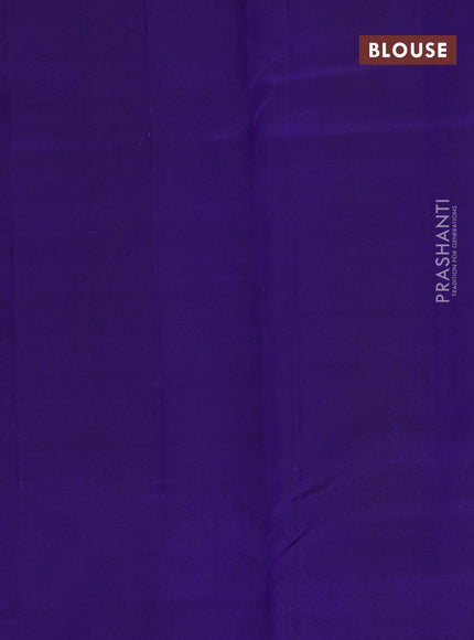 Pure kanchipuram silk saree blue with allover zari checked pattern in borderless style