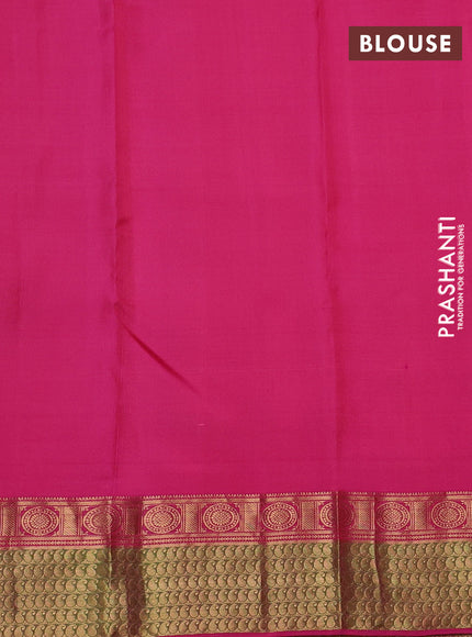 Pure kanchipuram silk saree dual shade of peach pink and pink with zari woven buttas and rich zari woven border
