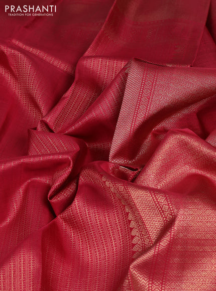 Pure kanchipuram silk saree maroon with allover zari woven brovade weaves and rich zari woven border