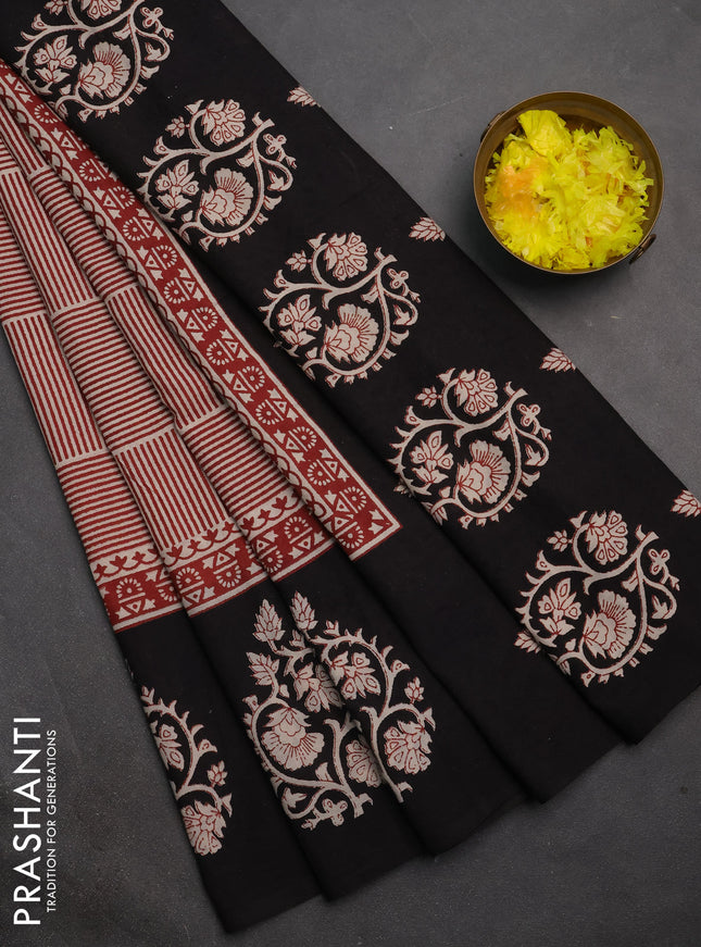 Jaipur cotton saree beige maroon shade and black with allover geometric prints and floral butta printed border