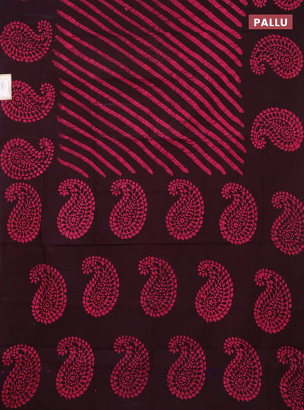 Sungudi cotton saree pink and deep wine with allover batik prints and printed border
